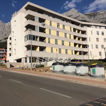 Antonijas Sunny Apartment Макарська Екстер'єр фото