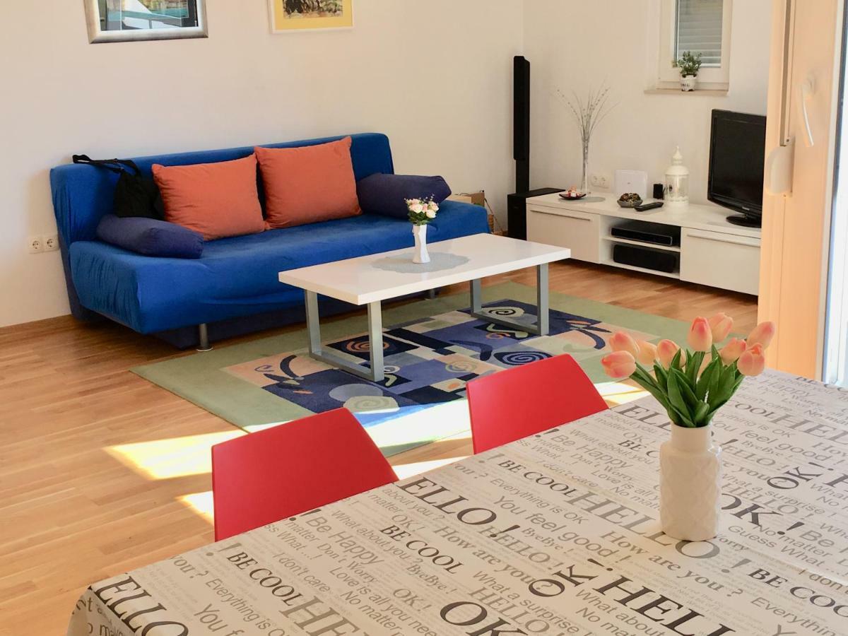Antonijas Sunny Apartment Макарська Екстер'єр фото